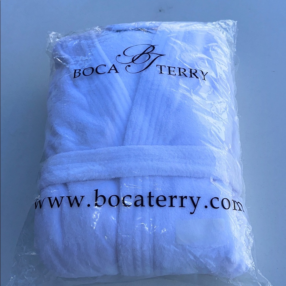 Women's White Plush Terry Robe - Picture 8 of 8